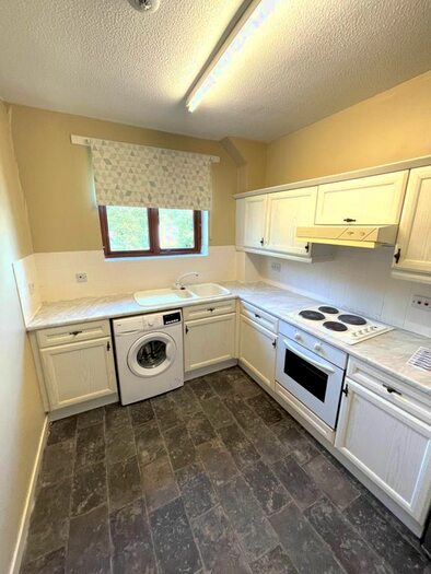 1 Bedroom Flat To Rent In Loanhead Avenue, Linwood, Paisley, PA3