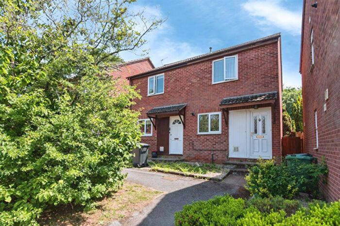 2 Bedroom Semi Detached House For Sale In Britten Drive, Exeter, EX2