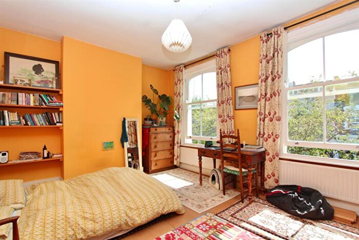 3 Bedroom House For Sale In Sydner Road, N16