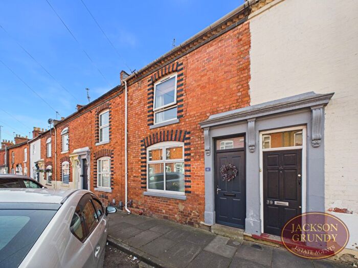 2 Bedroom Terraced House For Sale In Somerset Street, The Mounts, NN1