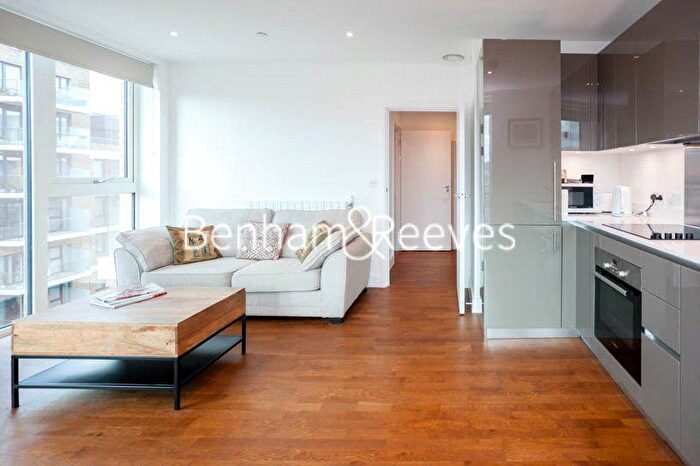1 Bedroom Flat To Rent In Victory Parade, London, SE18