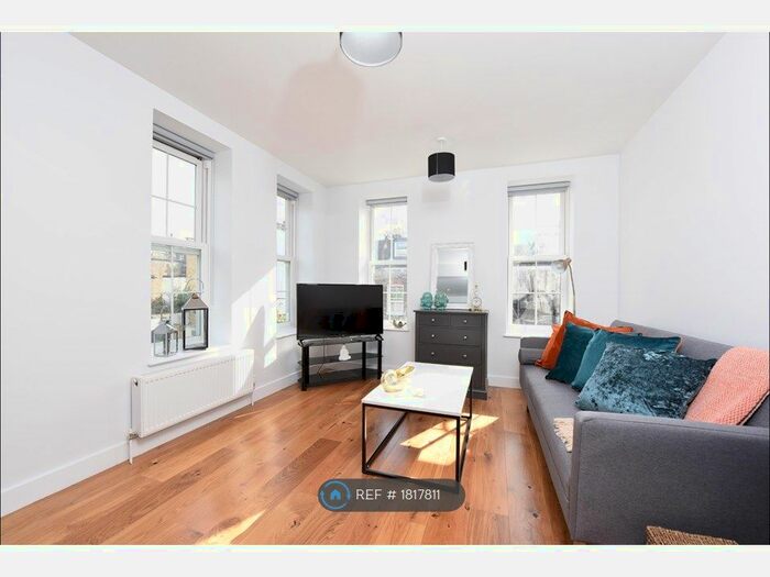 1 Bedroom Flat To Rent In Haldane Road, London, SW6