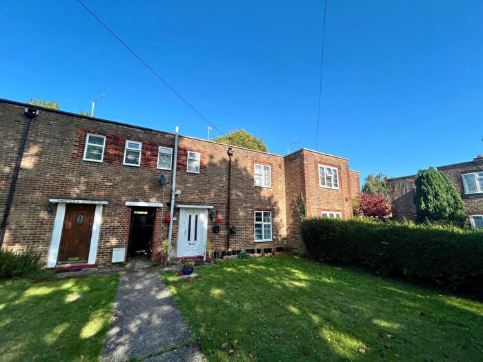 3 Bedroom House To Rent In Two Acres, Welwyn Garden City, AL7