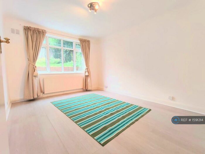 2 Bedroom Flat To Rent In Tufnell Park, London, NW5
