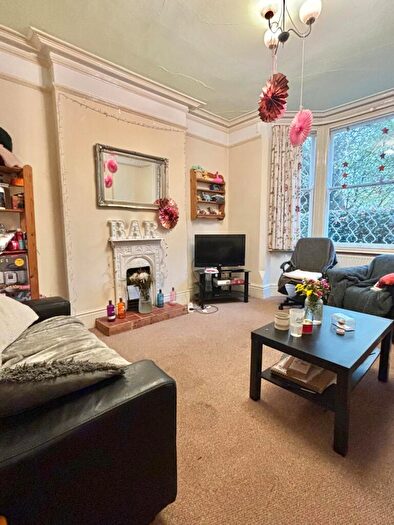 5 Bedroom House To Rent In , NG7