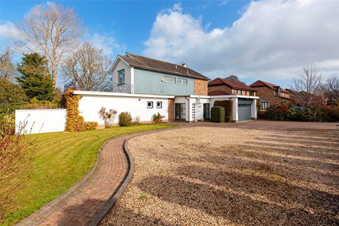 4 Bedroom Detached House For Sale In Barnton Park View, Edinburgh, EH4