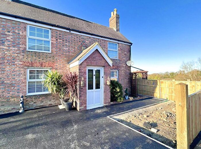 2 Bedroom Semi Detached House For Sale In Rock Lane, Hastings, TN35