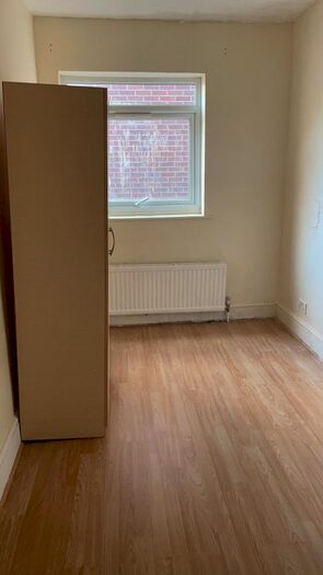 1 Bedroom Flat To Rent In Kilburn High Road, London, NW6