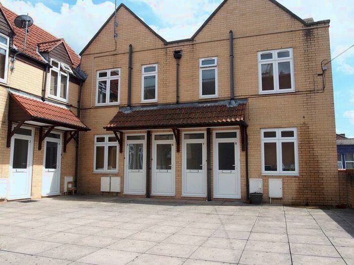 1 Bedroom Flat To Rent In Victoria Court, Redfield, BS5