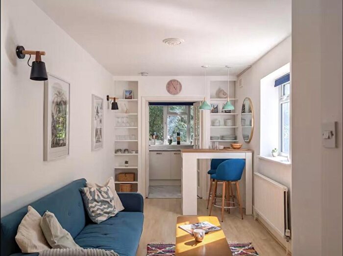 1 Bedroom Flat To Rent In Shirland Road, W9