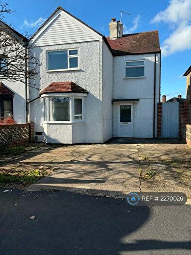 4 Bedroom Semi-Detached House To Rent In Hollow Way, Oxford, OX3