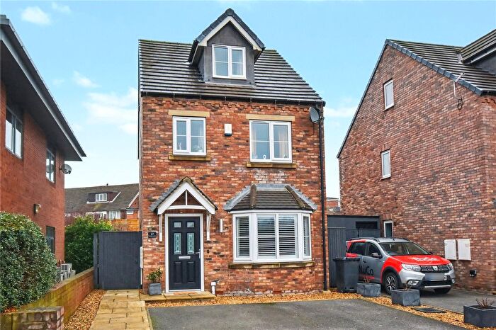 4 Bedroom Detached House For Sale In Green Lane, Garforth, Leeds, West Yorkshire, LS25