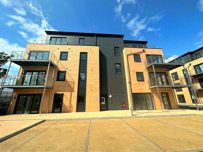 1 Bedroom Flat To Rent In Newtown Road, Ashford, TN24