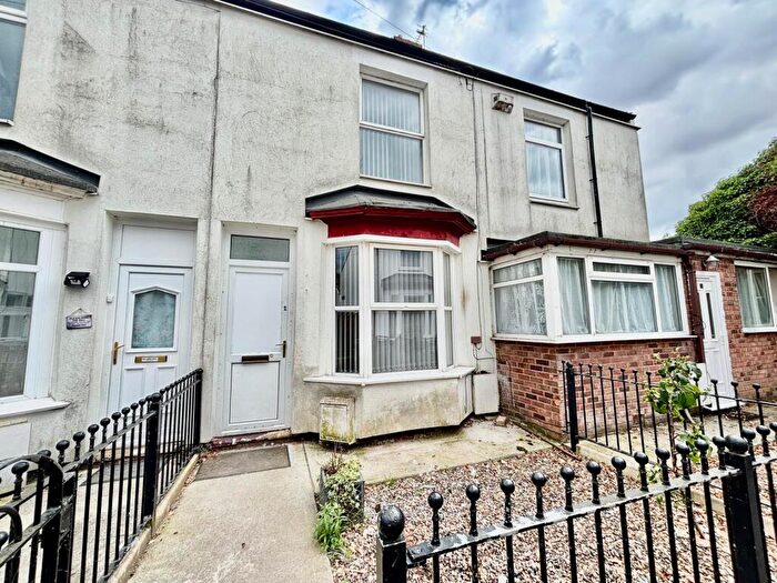 2 Bedroom Terraced House For Sale In Florence Avenue, Cadogan Street, Hull, HU3
