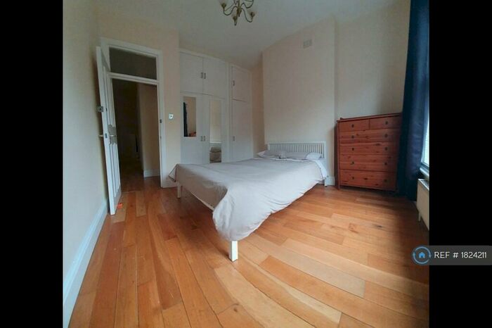 2 Bedroom Flat To Rent In Archway Road, London, N6