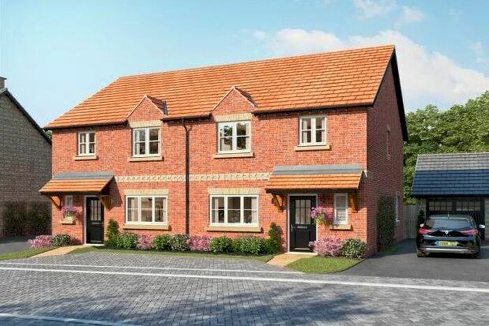 3 Bedroom Property To Rent In Castlethorpe Road, Milton Keynes, MK19