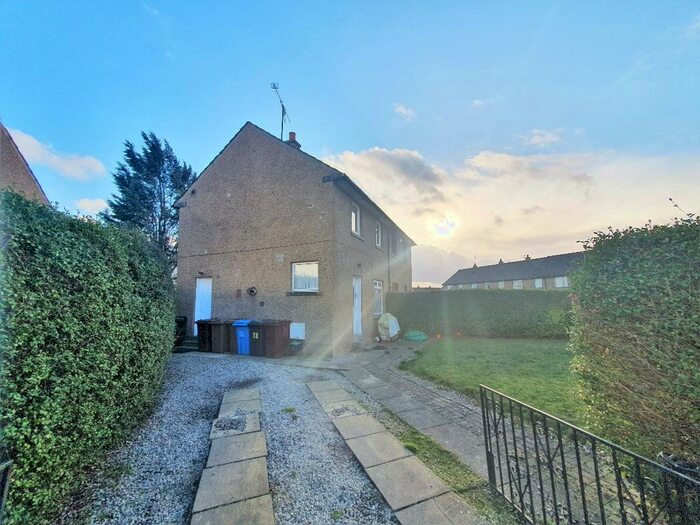 2 Bedroom Flat To Rent In Aboyne Avenue, Dundee, DD4