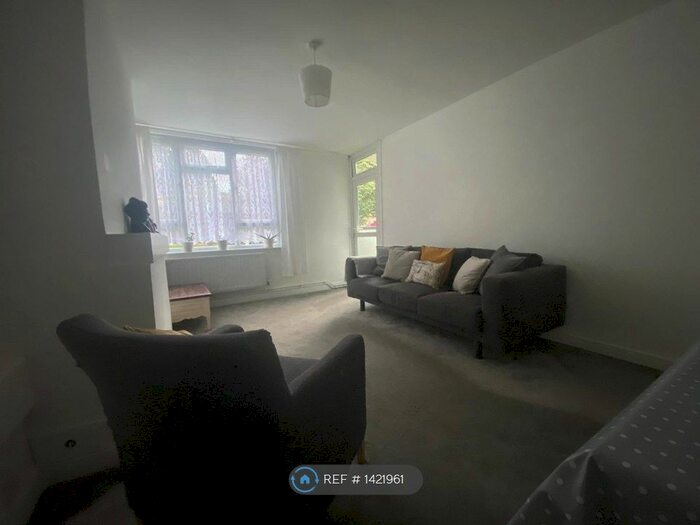 1 Bedroom Flat To Rent In Bradstock Road, London, E9