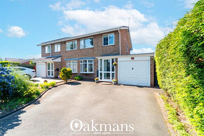 3 Bedroom Semi-Detached House For Sale In Hartford Road, Bromsgrove, Worcestershire, B60