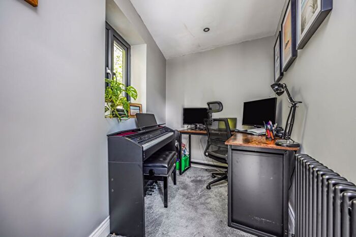 3 Bedroom Terraced House For Sale In Record Road, Emsworth, PO10