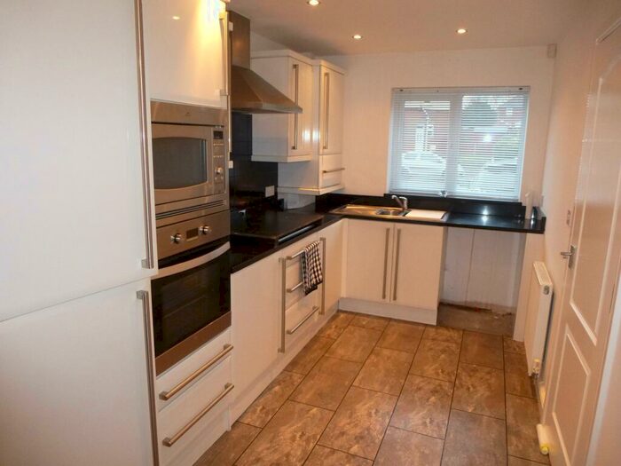 3 Bedroom Semi-Detached House To Rent In Rotherham Road, Little Houghton, Barnsley, S72