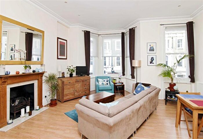 1 Bedroom Flat To Rent In Westgate Terrace, South Kensington, SW10