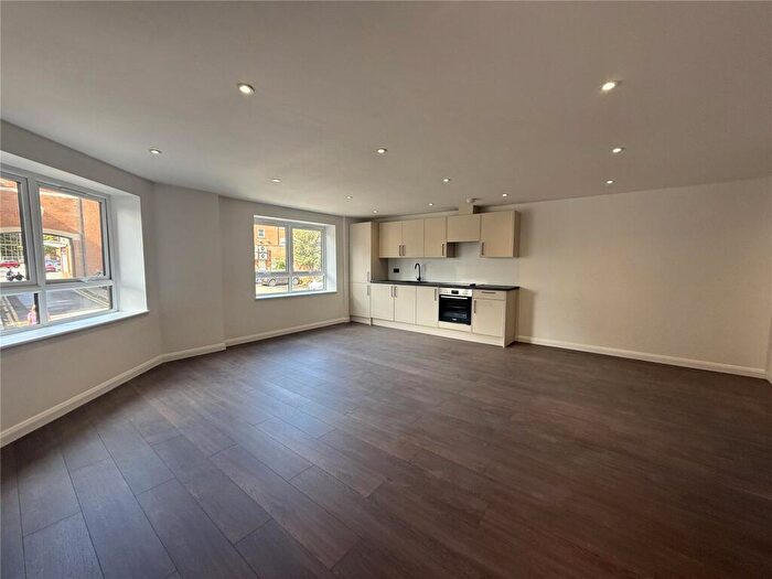 2 Bedroom Apartment To Rent In Old Town Court, - High Street, Old Town, SN1