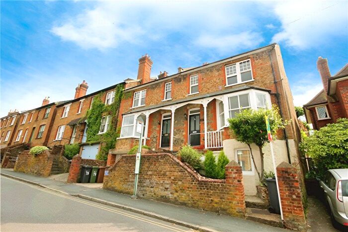 2 Bedroom Flat To Rent In Addison Road, Guildford, Surrey, GU1