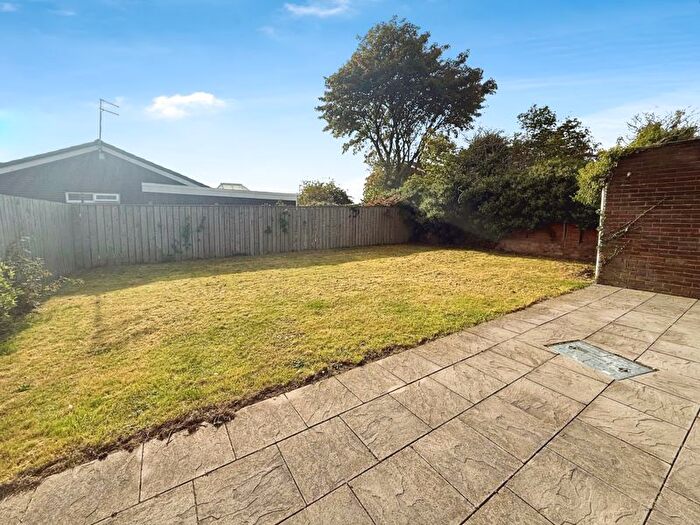 2 Bedroom Flat To Rent In Langholm Avenue, North Shields, NE29