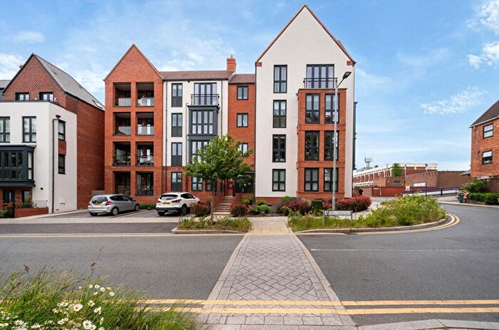 2 Bedroom Apartment To Rent In Earle Crescent, Wokingham, Berkshire, RG40