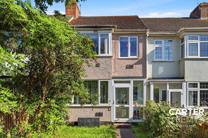 3 Bedroom Terraced House For Sale In Hall Terrace, Romford, RM3