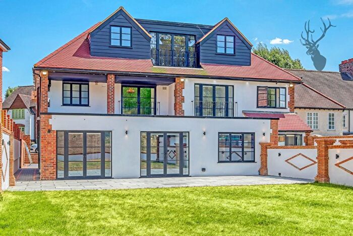 5 Bedroom Detached House For Sale In Woodberry Way, North Chingford, E4