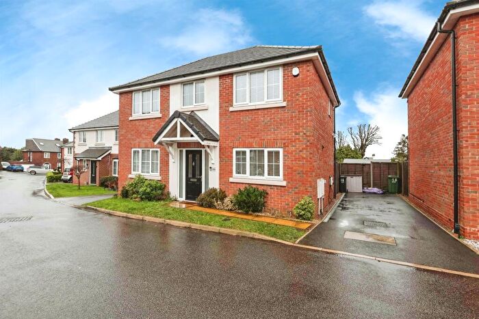 3 Bedroom Detached House For Sale In Elm Drive, Halesowen, B62