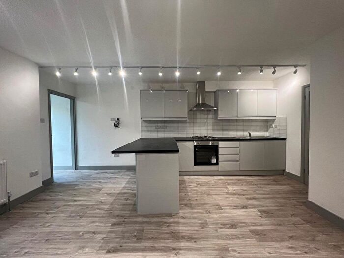 1 Bedroom Maisonette To Rent In Claire Court, Westfield Park, Hatch End, HA5