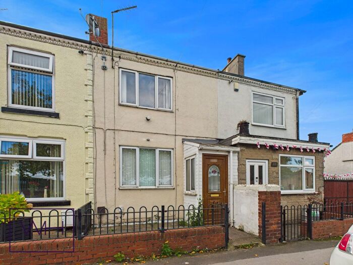 2 Bedroom Terraced House For Sale In Doe Quarry Lane, Dinnington, Sheffield, S25
