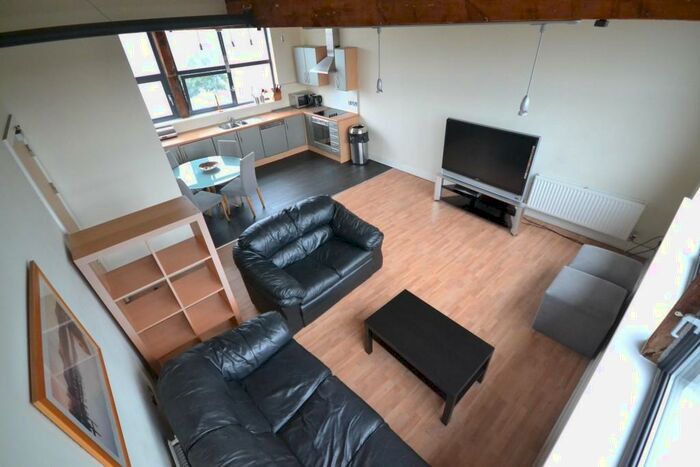 3 Bedroom Apartment To Rent In William Bancroft Building, St Anns, NG3