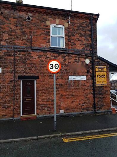 2 Bedroom Flat To Rent In Woodhouse Lane, Wigan, WN6