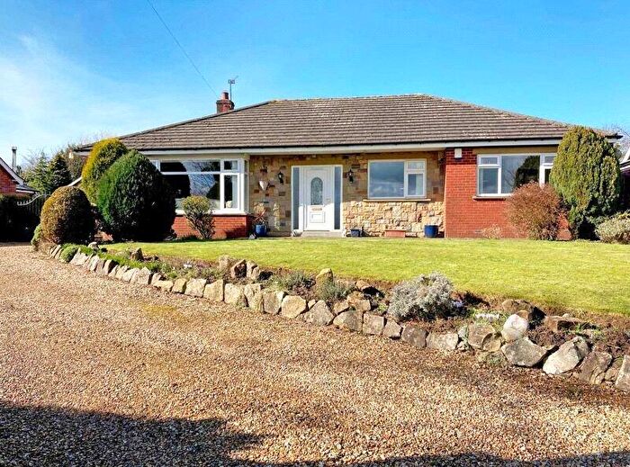4 Bedroom Bungalow For Sale In Brick House Lane, Poulton-Le-Fylde, Lancashire, FY6