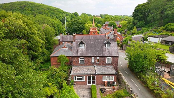 3 Bedroom Semi-Detached House For Sale In Alyn Crescent, Caergwrle, Wrexham, LL12