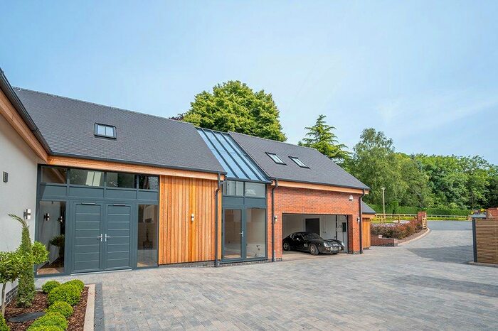 5 Bedroom Detached House For Sale In York House, The Green, Orton On The Hill Leicestershire, CV9