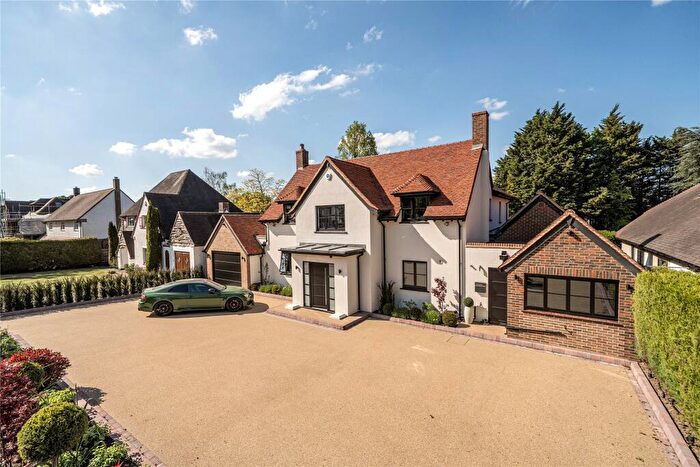 5 Bedroom Detached House For Sale In Beechwood Drive, Keston, BR2