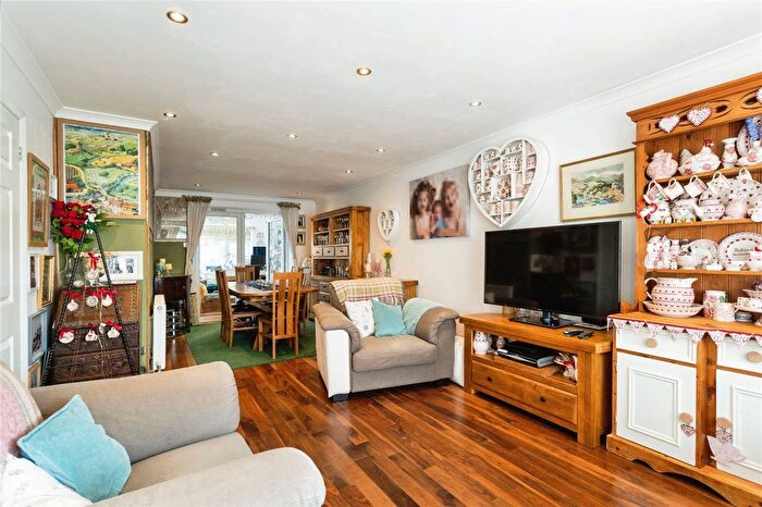 5 Bedroom Detached House For Sale In Le Temple Road, Paddock Wood, Tonbridge, Kent, TN12