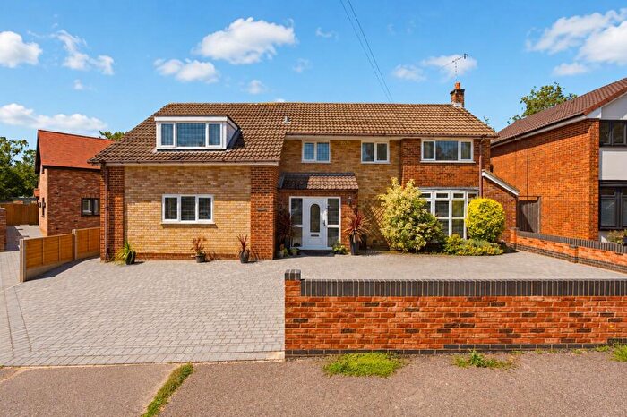 5 Bedroom Detached House For Sale In Hornbeams, Bricket Wood, St. Albans, Hertfordshire, AL2