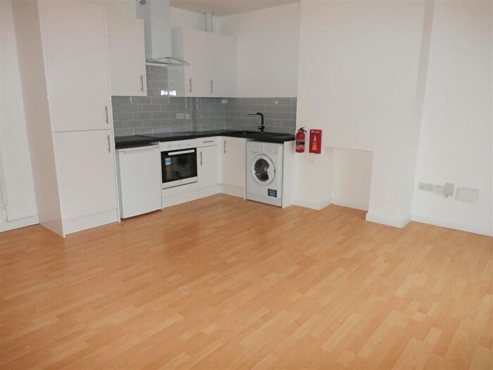 1 Bedroom Flat To Rent In Milton Road, CB4