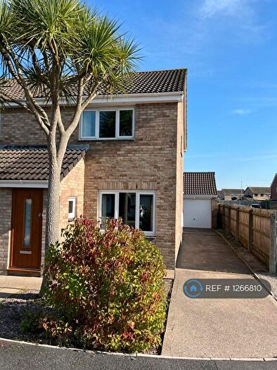 2 Bedroom Semi-Detached House To Rent In Eastlea, Clevedon, BS21