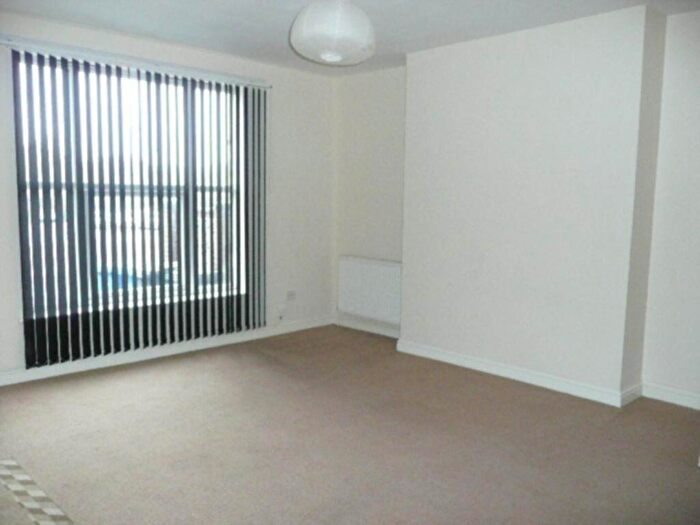 Studio To Rent In Lower Clarence Road, Norwich, NR1