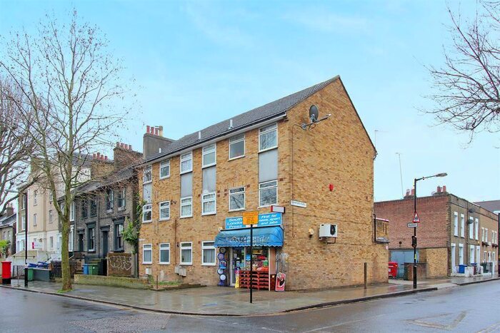 2 Bedroom Maisonette To Rent In Warner Road, London, SE5