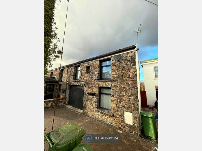 1 Bedroom Flat To Rent In Heol Y Ffynnon, Cardiff, CF38