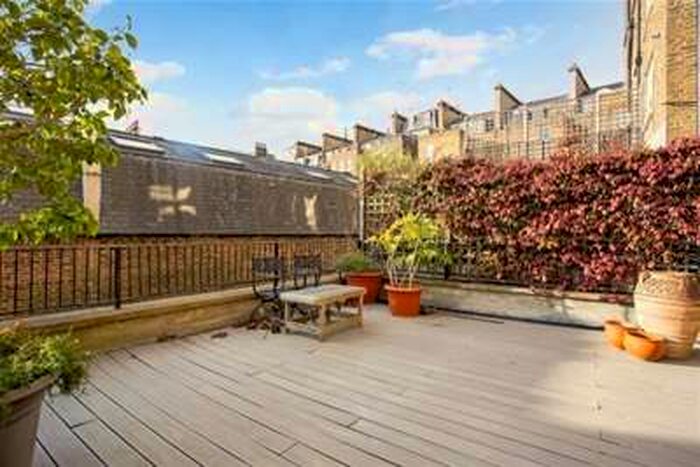 2 Bedroom Flat To Rent In Harcourt Terrace, West Chelsea, SW10