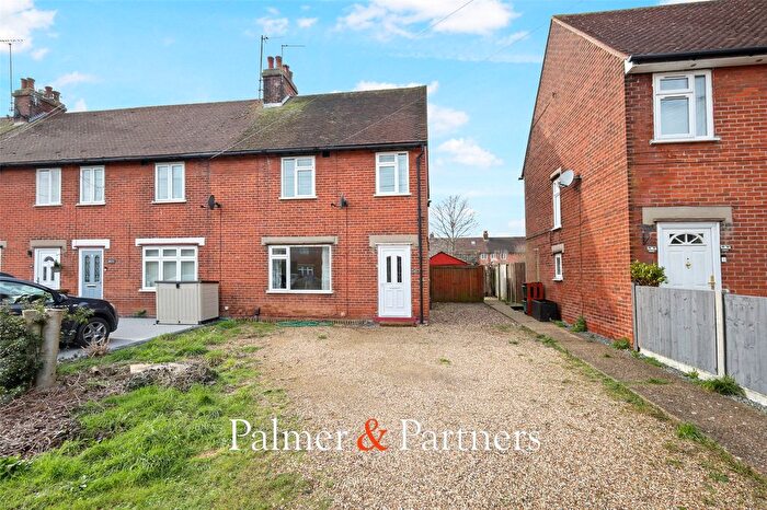 3 Bedroom End Of Terrace House For Sale In Trafalgar Road, Lexden, Colchester, Essex, CO3